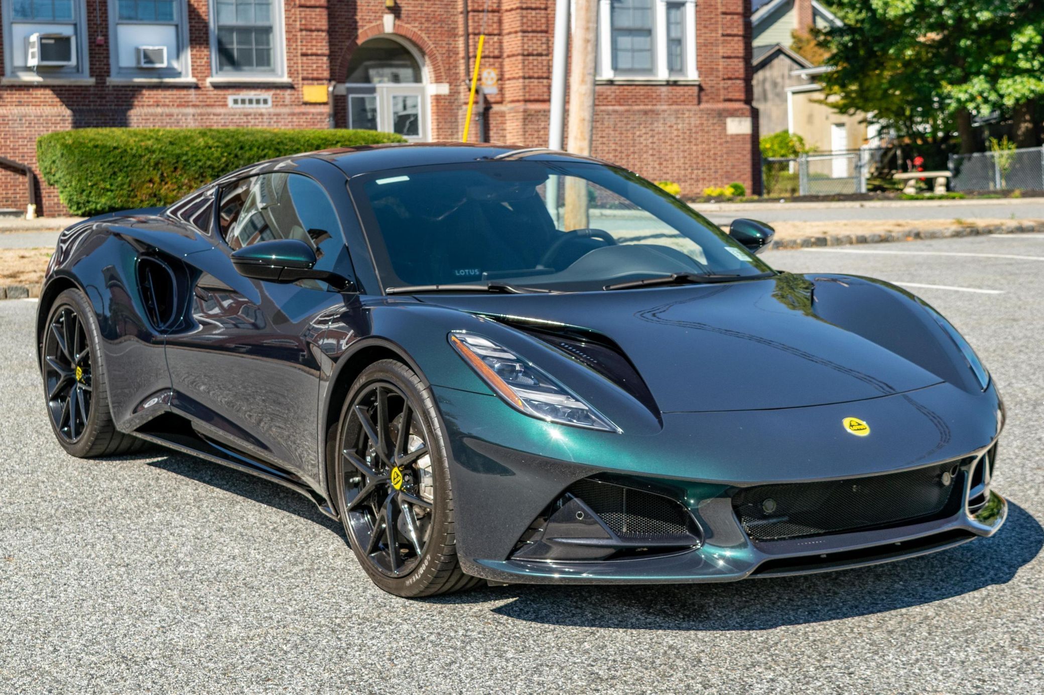 2024 Lotus Emira V6