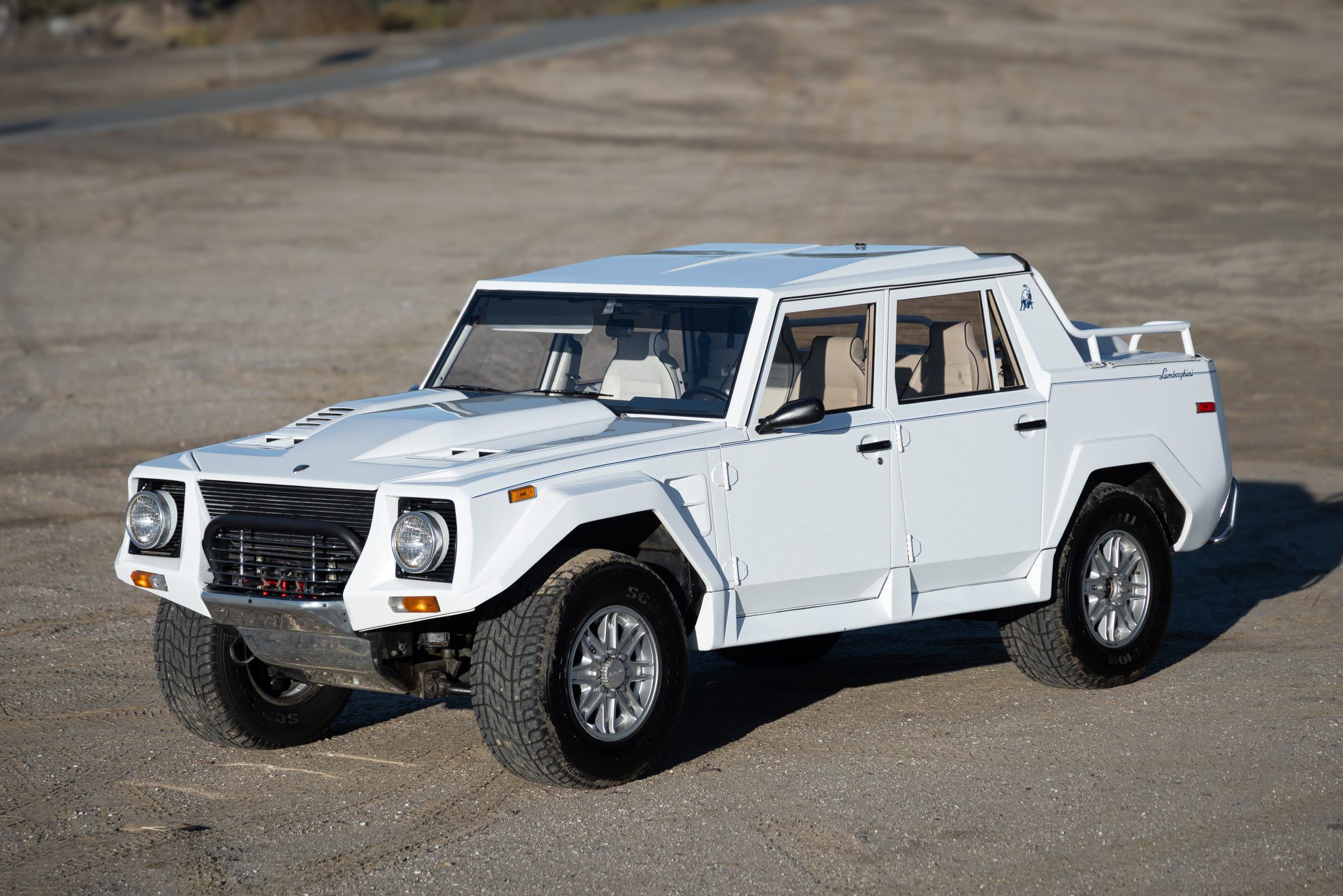 1990 Lamborghini LM002 LM/American