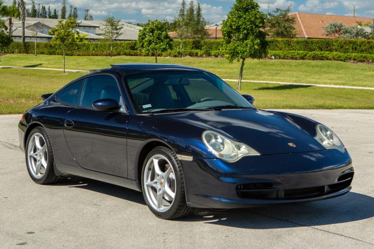 2003 Porsche 911 Carrera