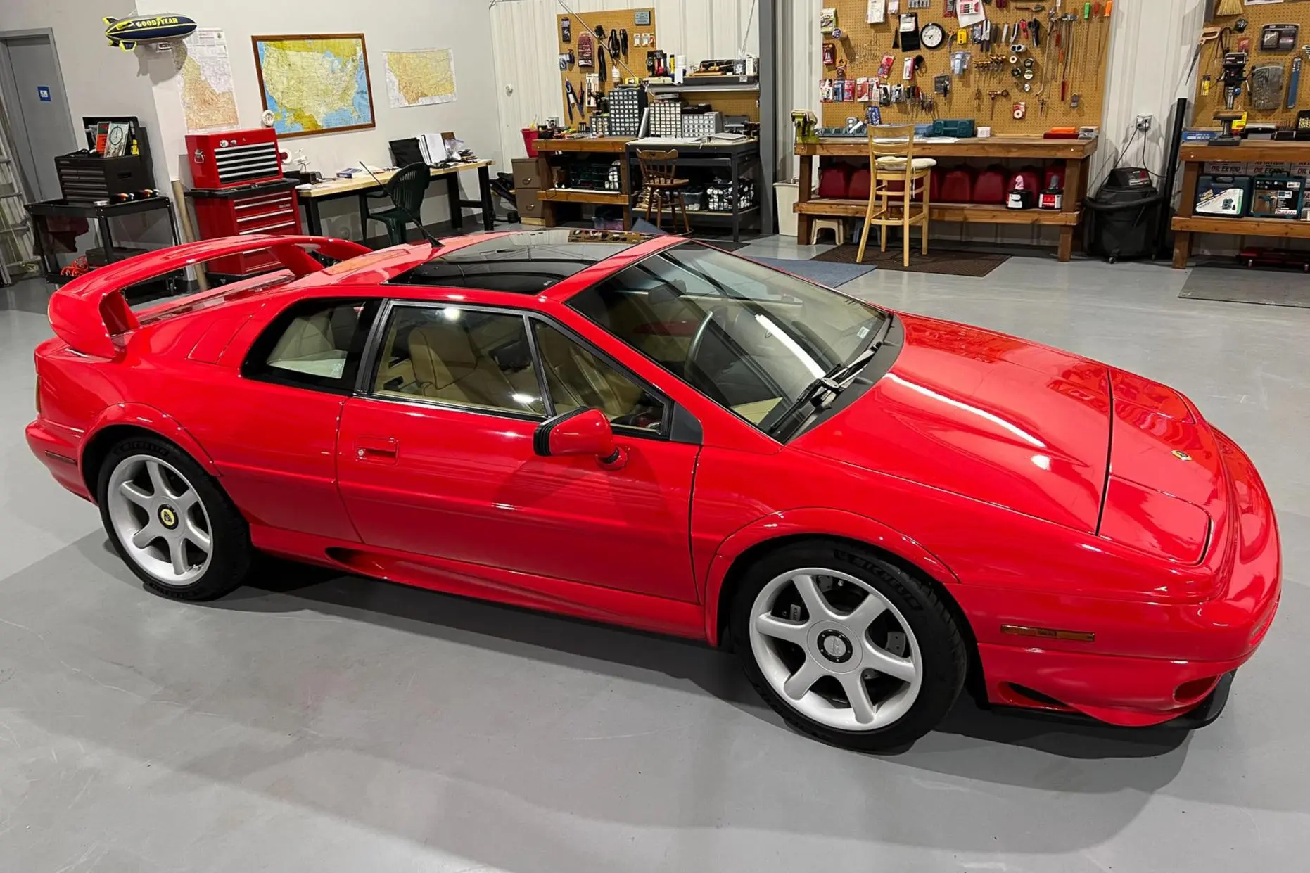 2001 Lotus Esprit V8