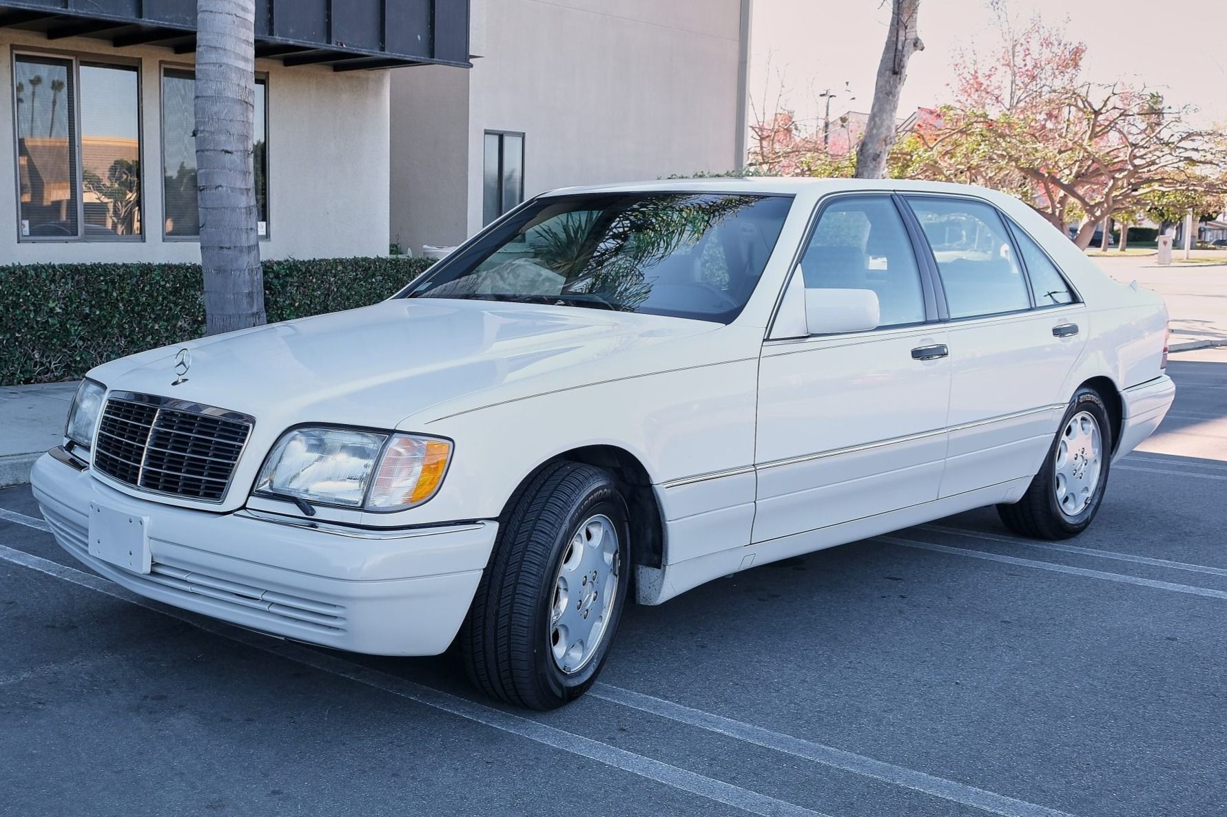 1995 Mercedes-Benz S-Class