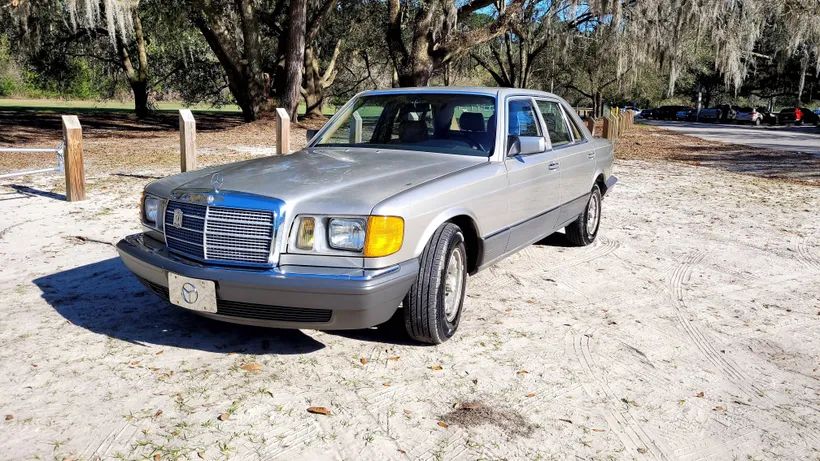 1985 Mercedes-Benz S-Class