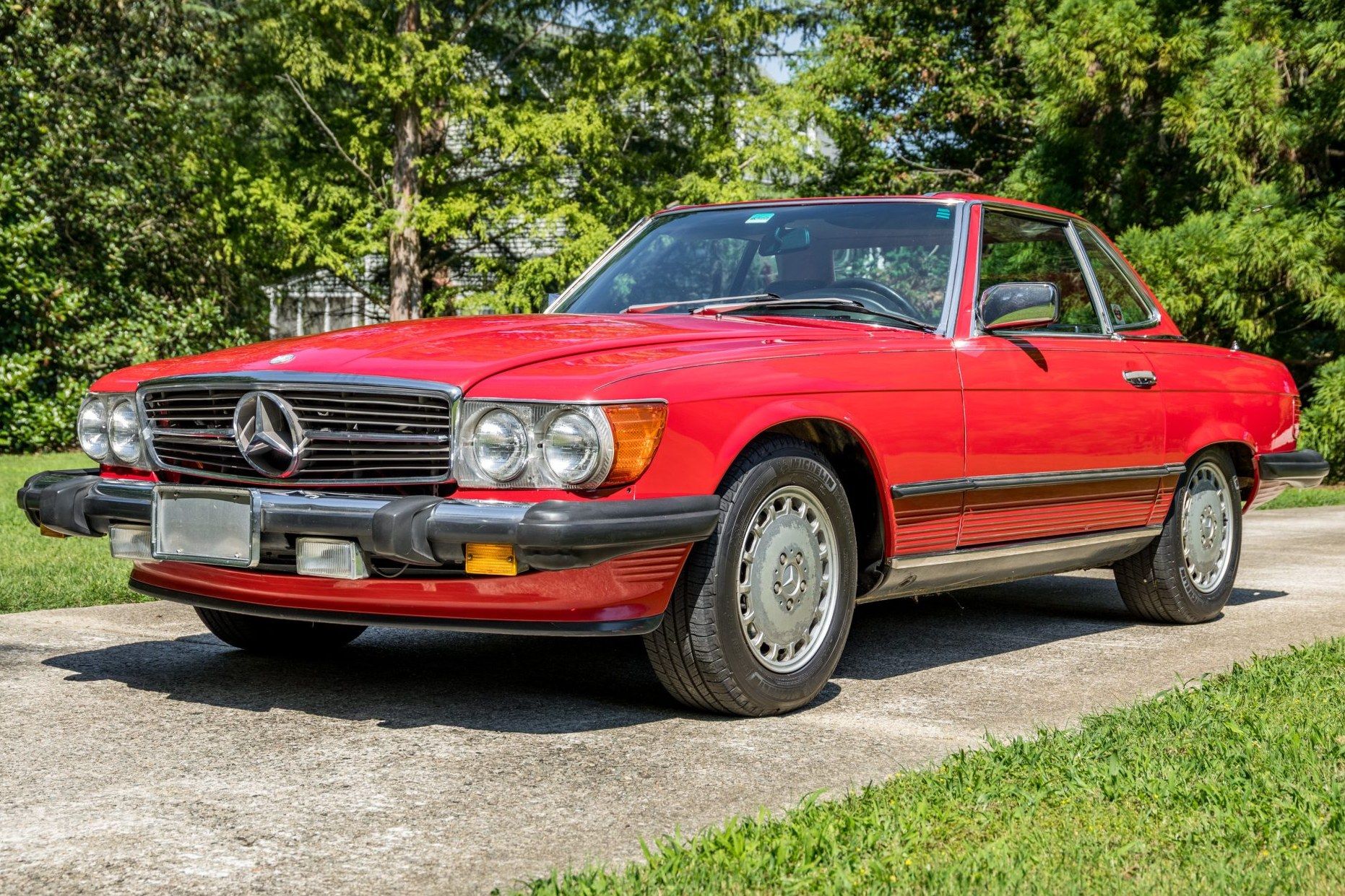 1988 Mercedes-Benz SL-Class 560SL