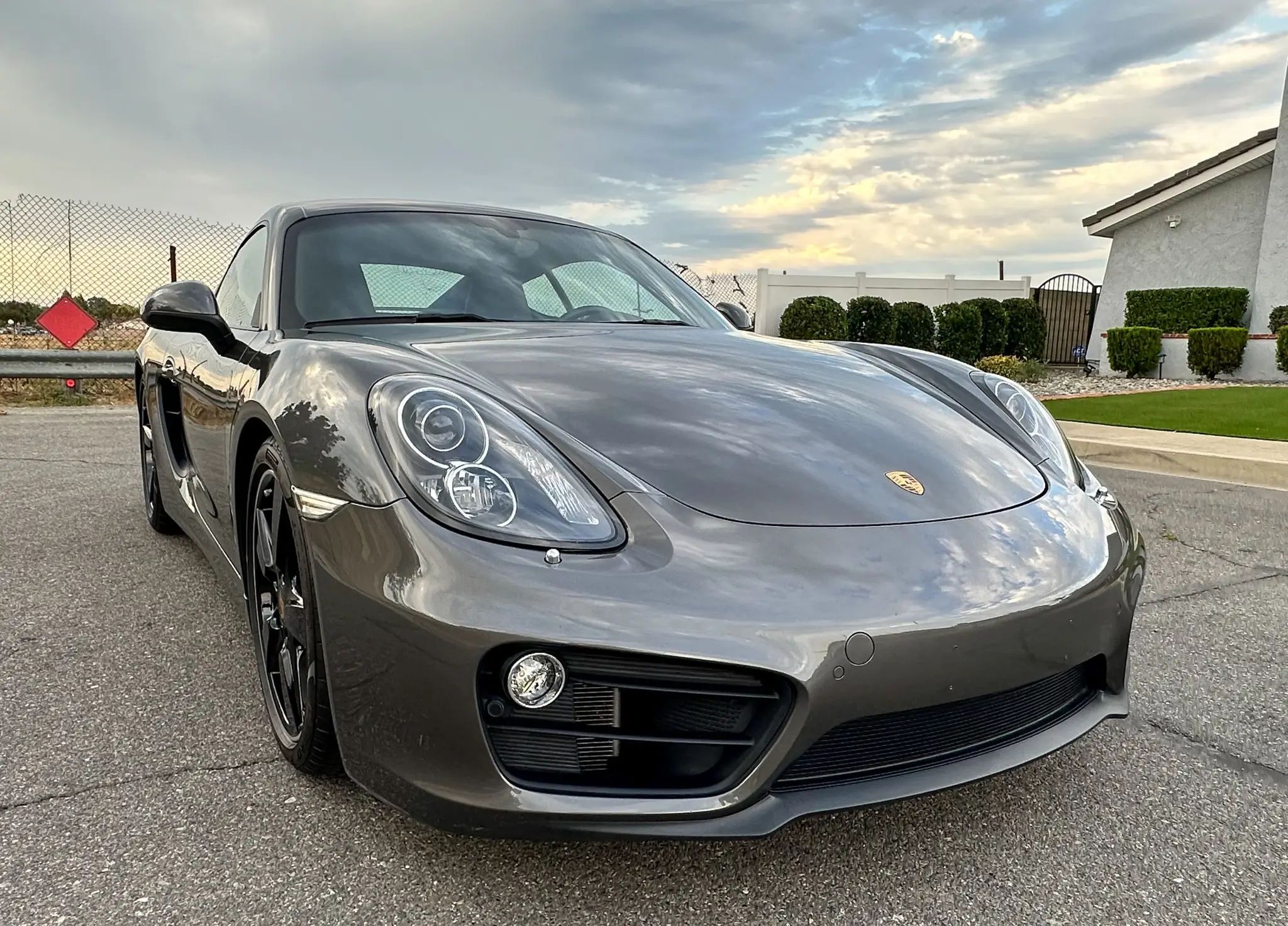 2016 Porsche Cayman GT4