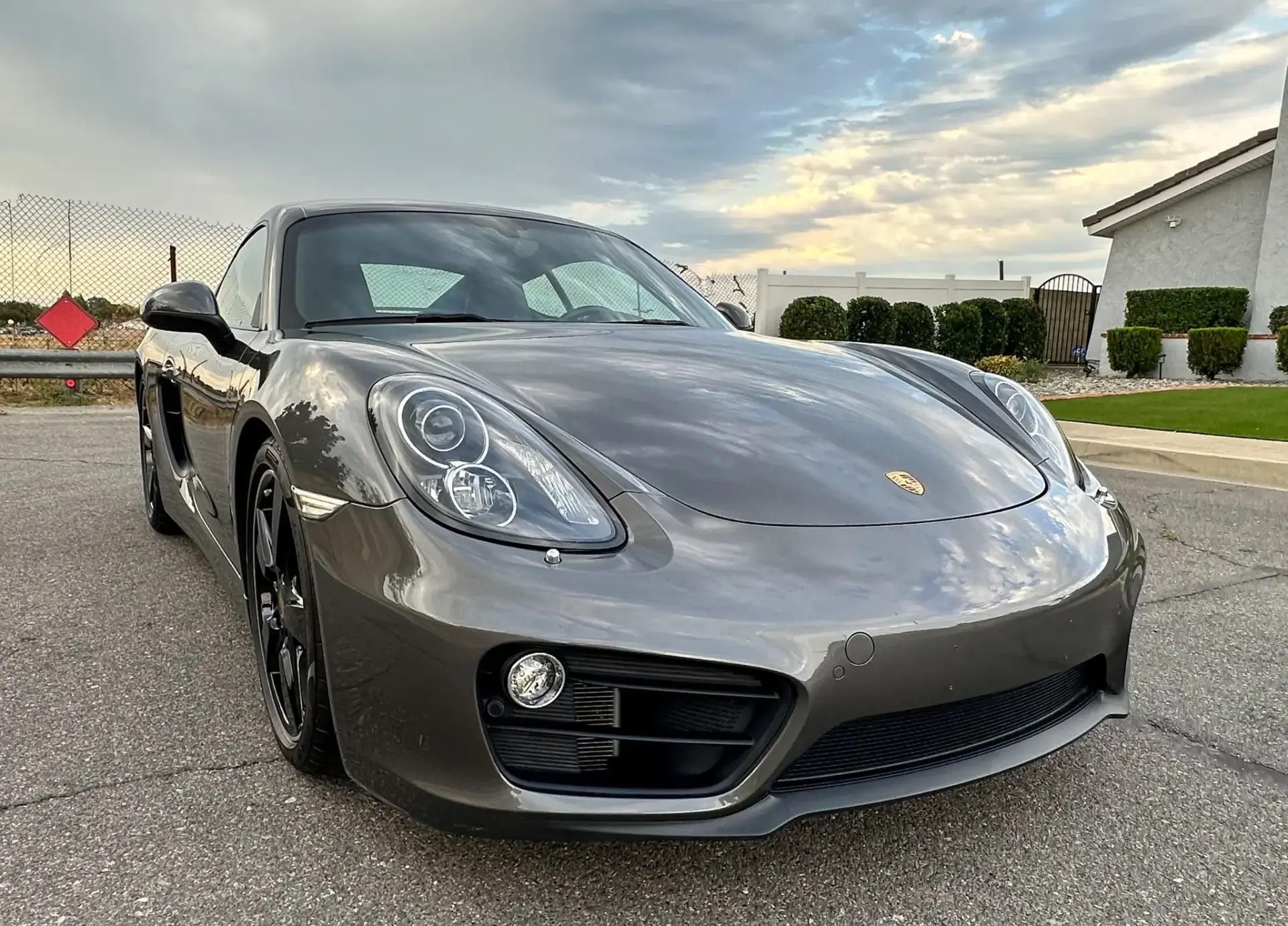 2016 Porsche Cayman GT4