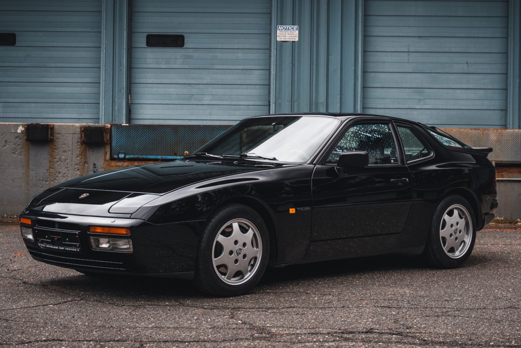 1990 Porsche 944 S2