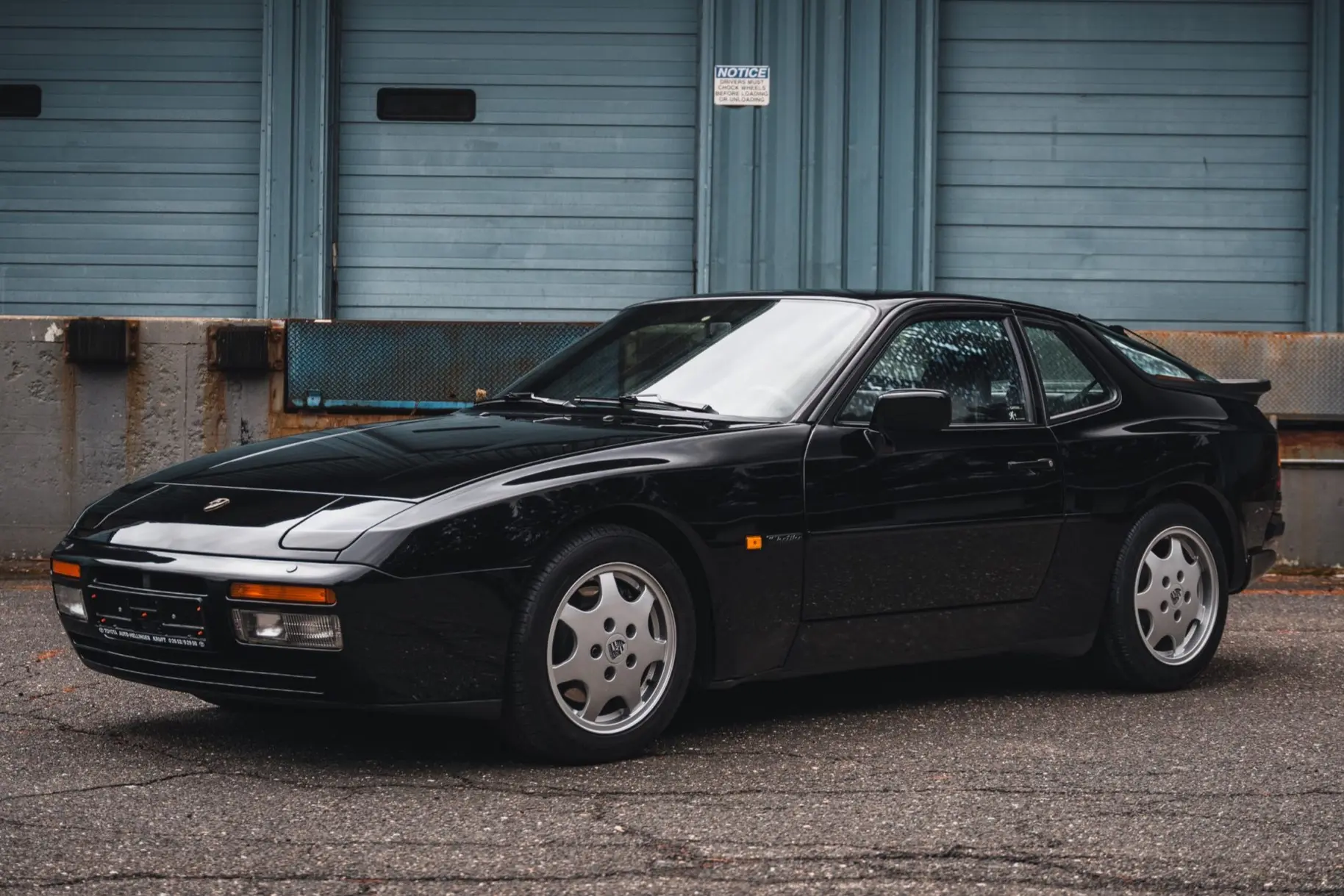1990 Porsche 944 S2