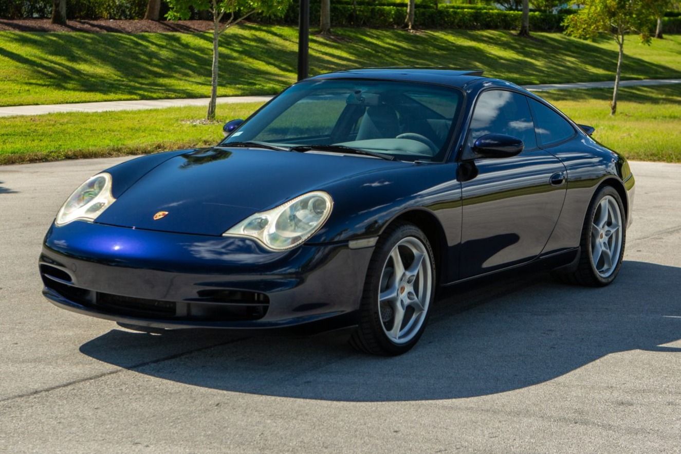 2003 Porsche 911 Carrera