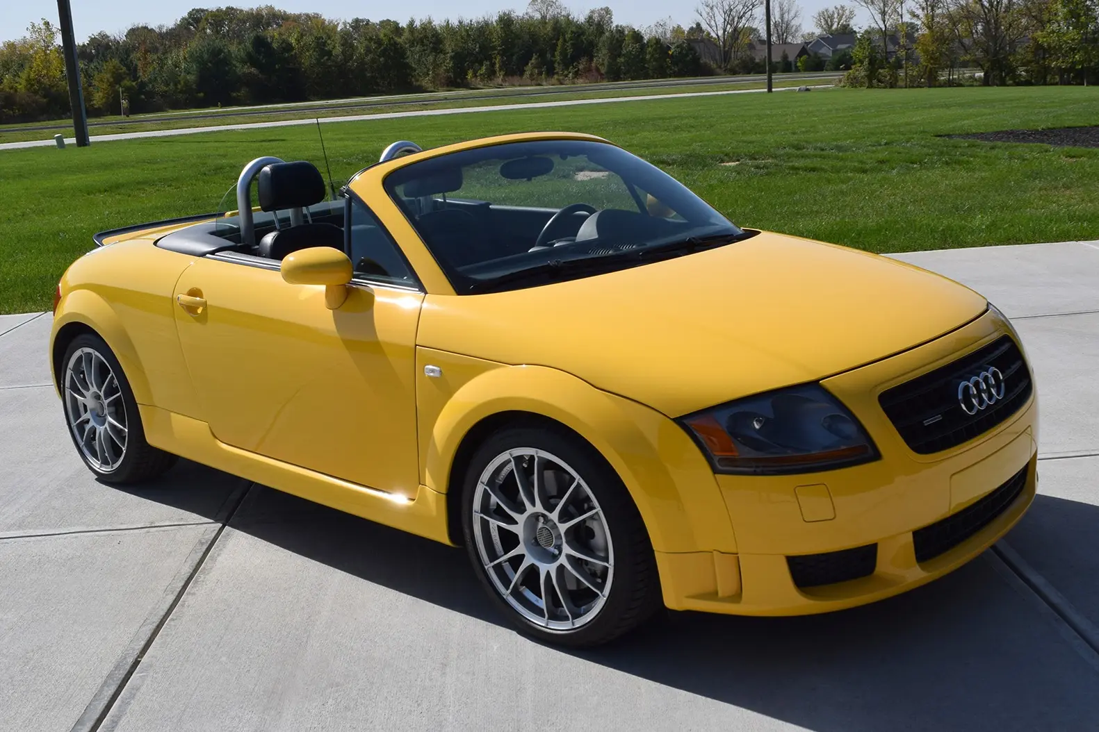 2004 Audi TT Roadster