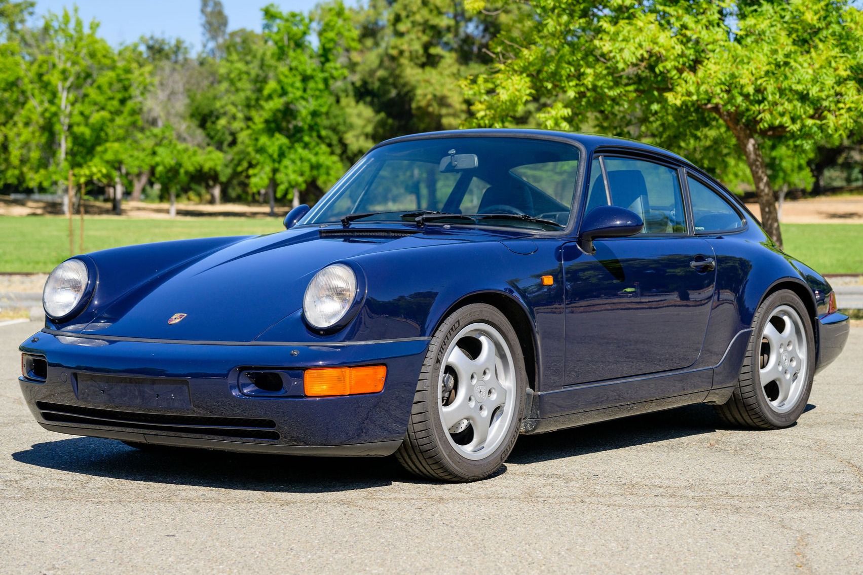1990 Porsche 911 Carrera 2