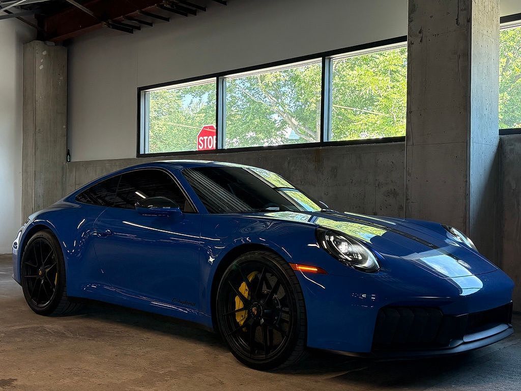 2025 Porsche 992.2 Carrera GTS