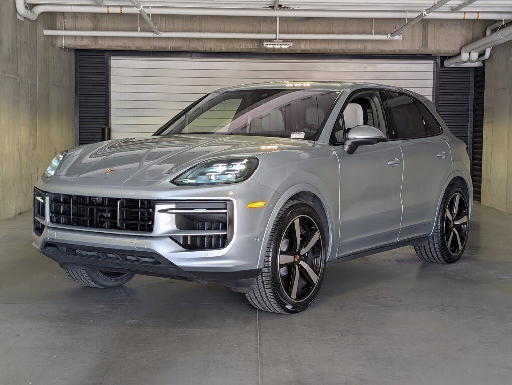 2025 Porsche Cayenne S