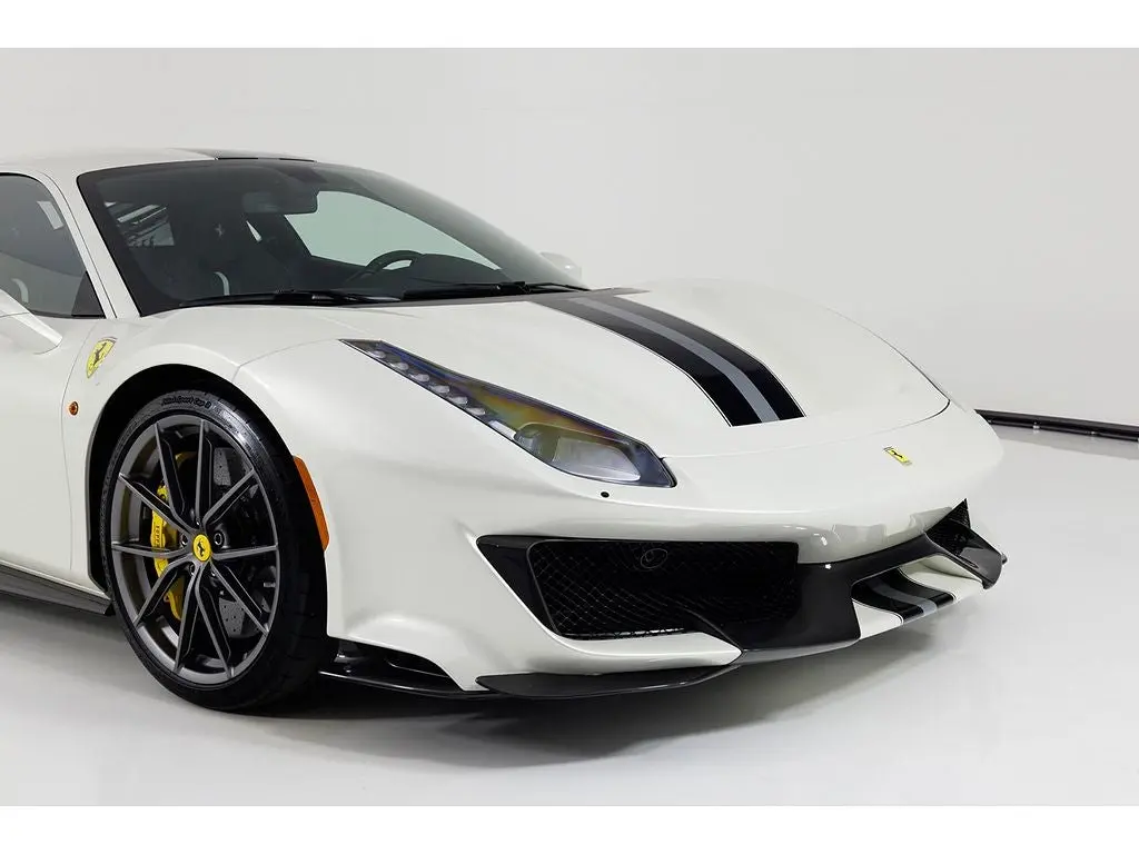 2020 Ferrari 488 Pista