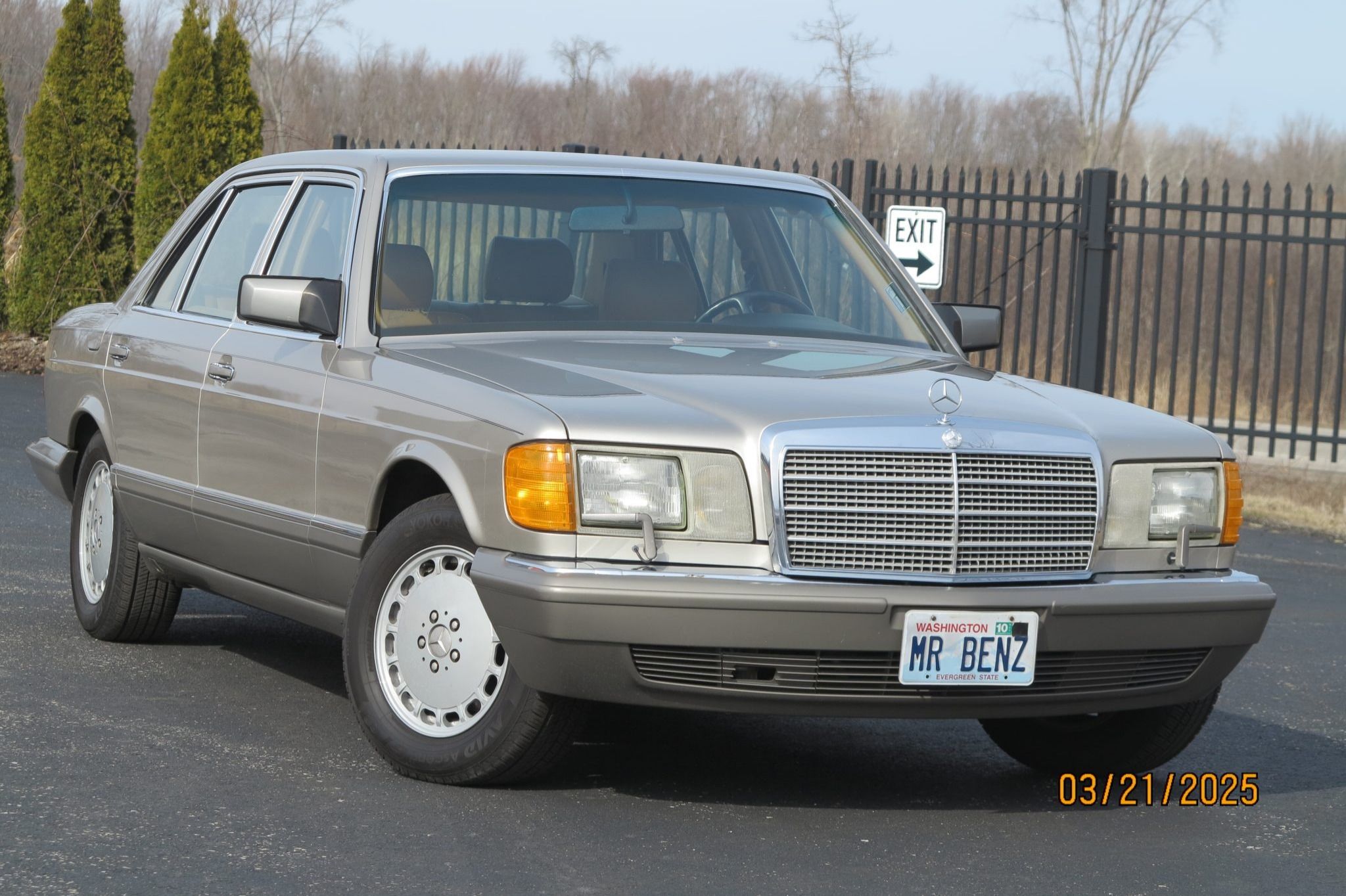 1991 Mercedes-Benz S-Class
