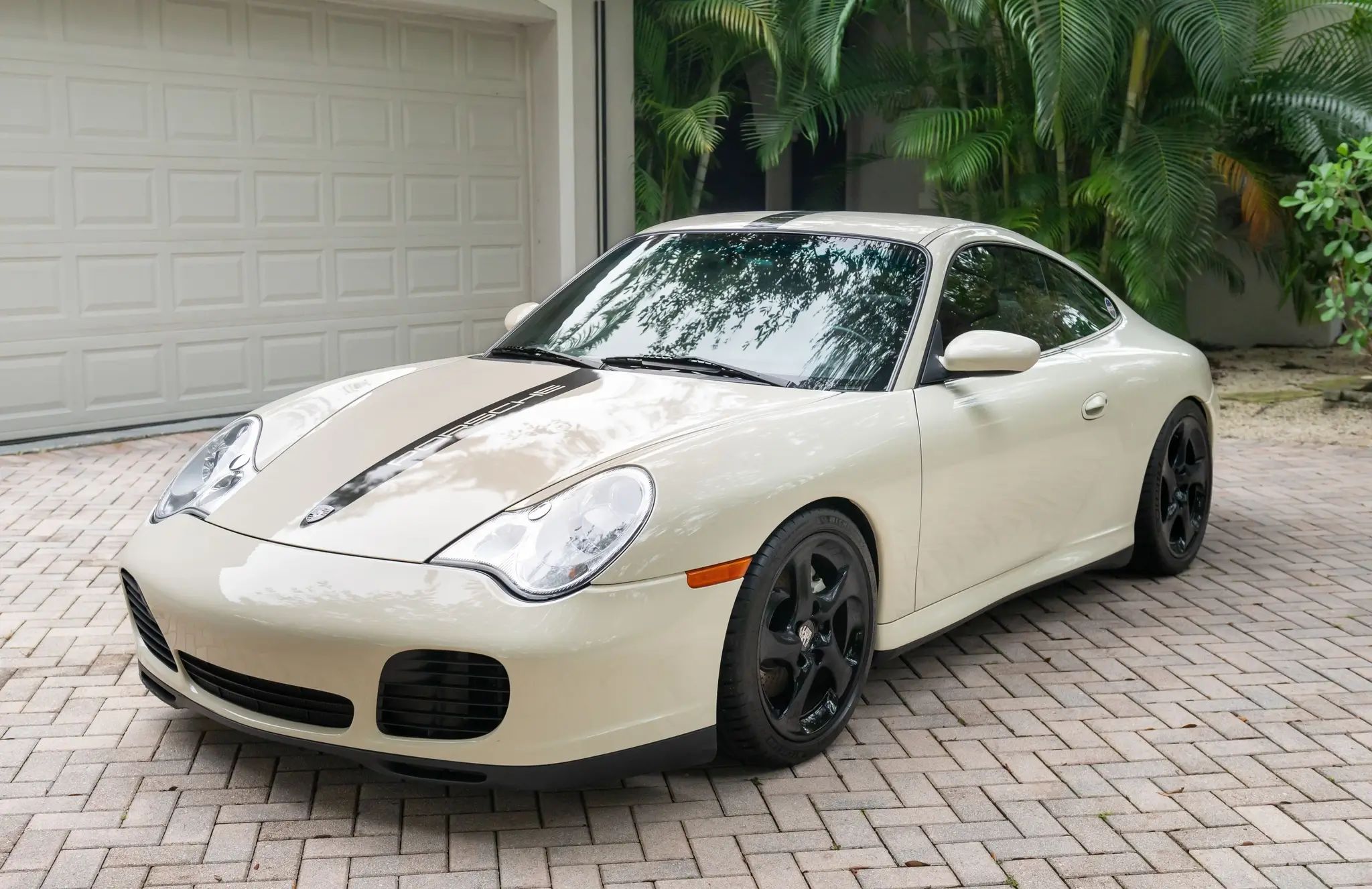 2002 Porsche 911 Carrera 4S Coupe 6-Speed
