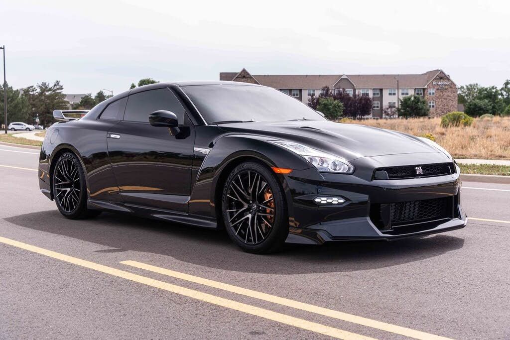 2024 Nissan GT-R Premium