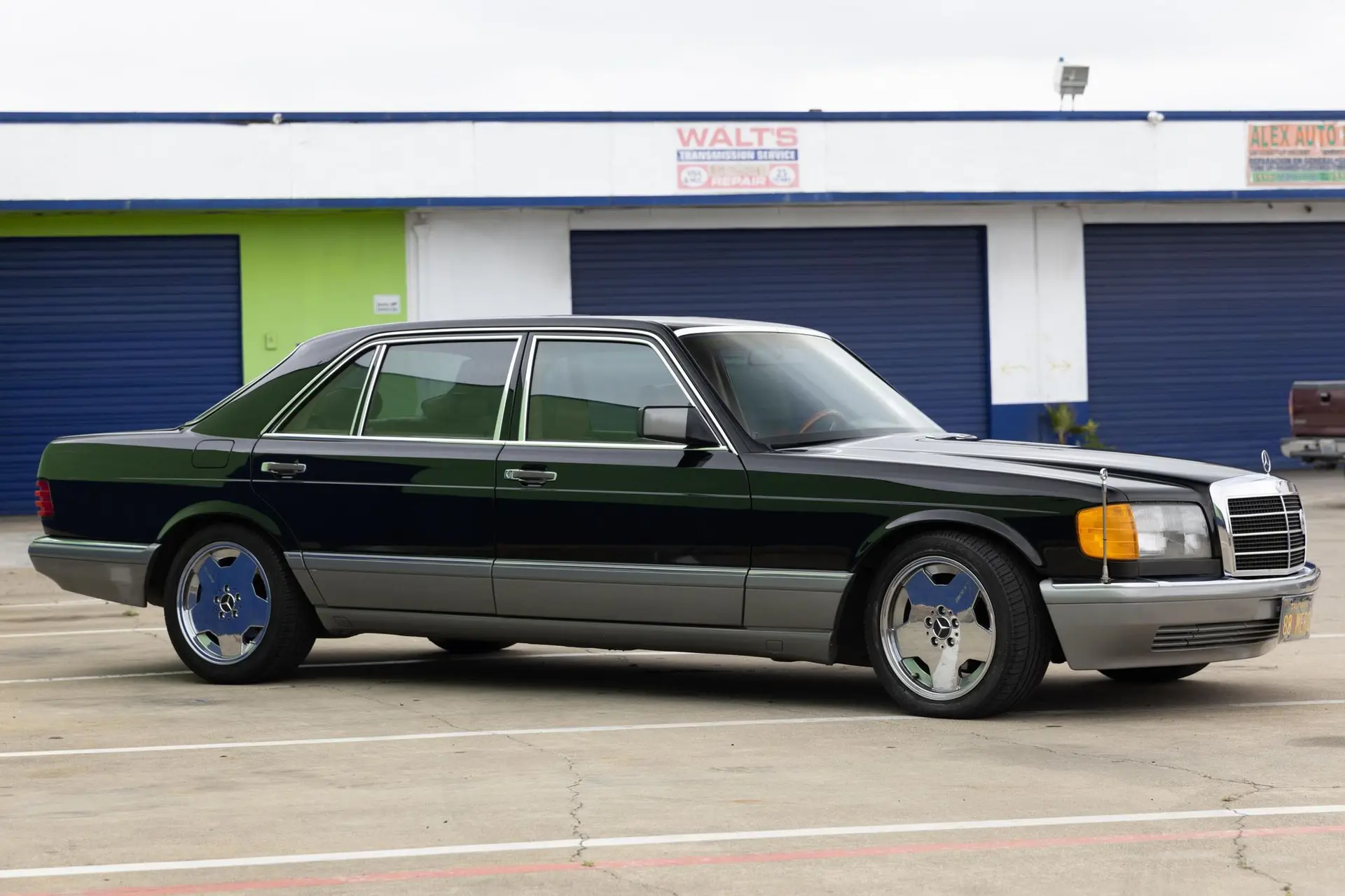 1988 Mercedes-Benz S-Class