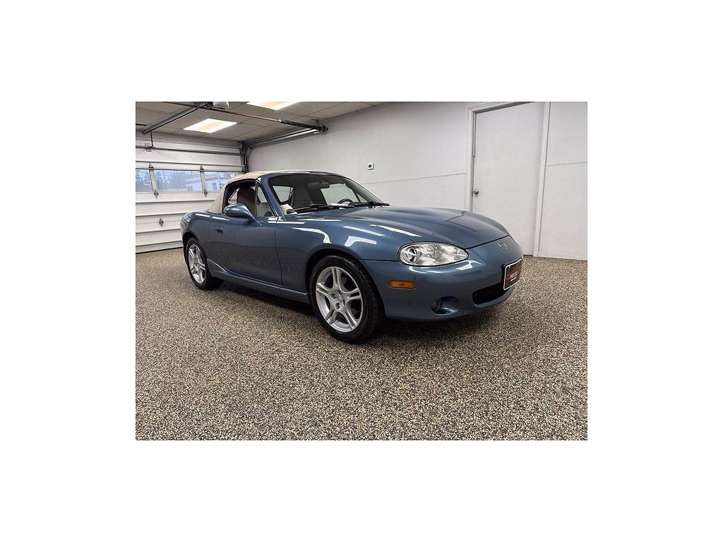 2005 Mazda MX-5 Miata