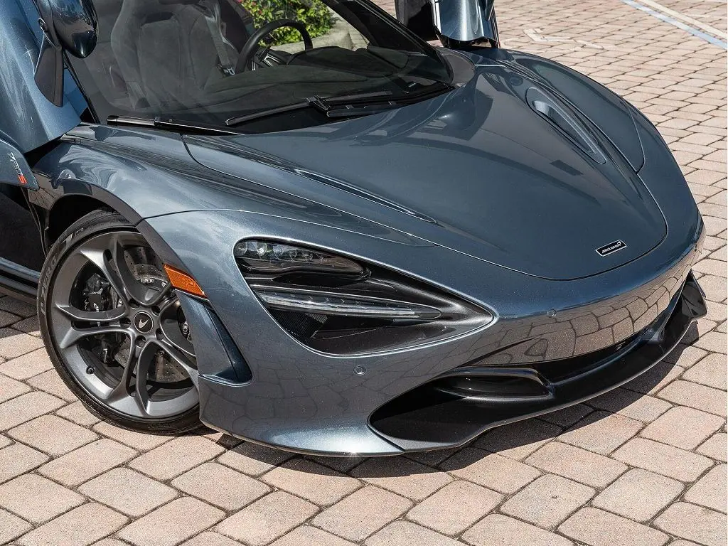 2020 McLaren 720S Coupe