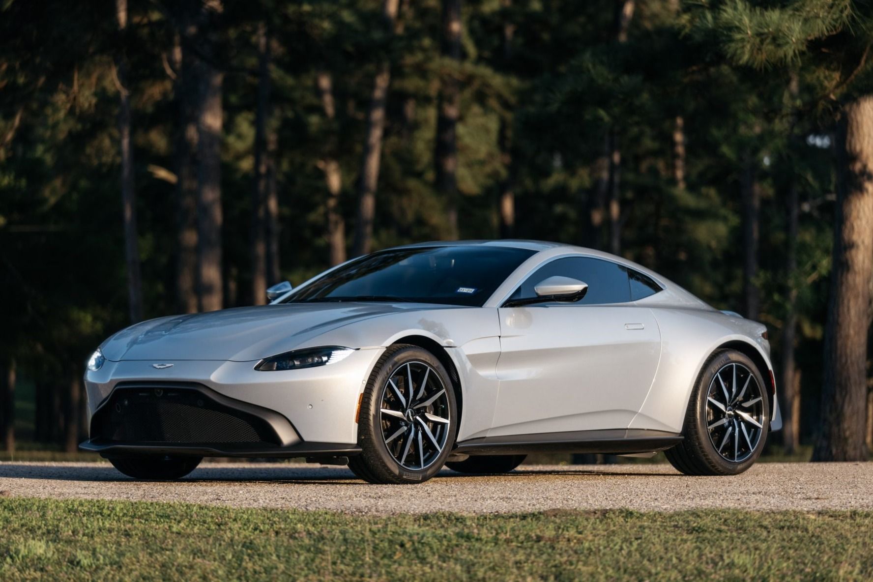 2019 Aston Martin Vantage V8