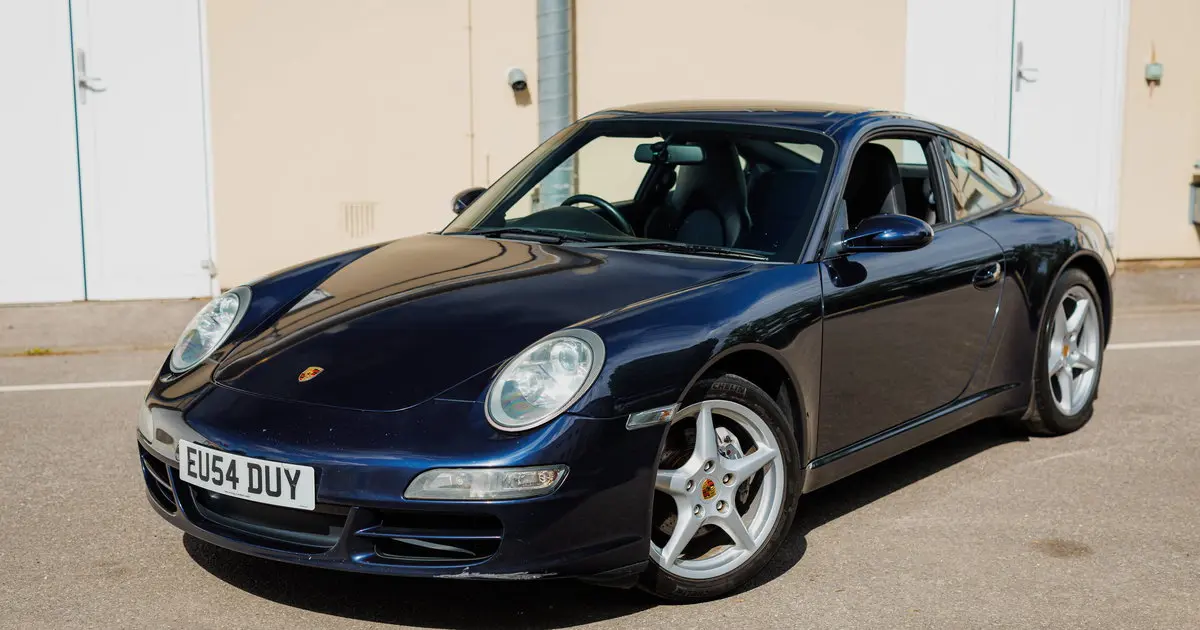 2004 Porsche 911 Carrera