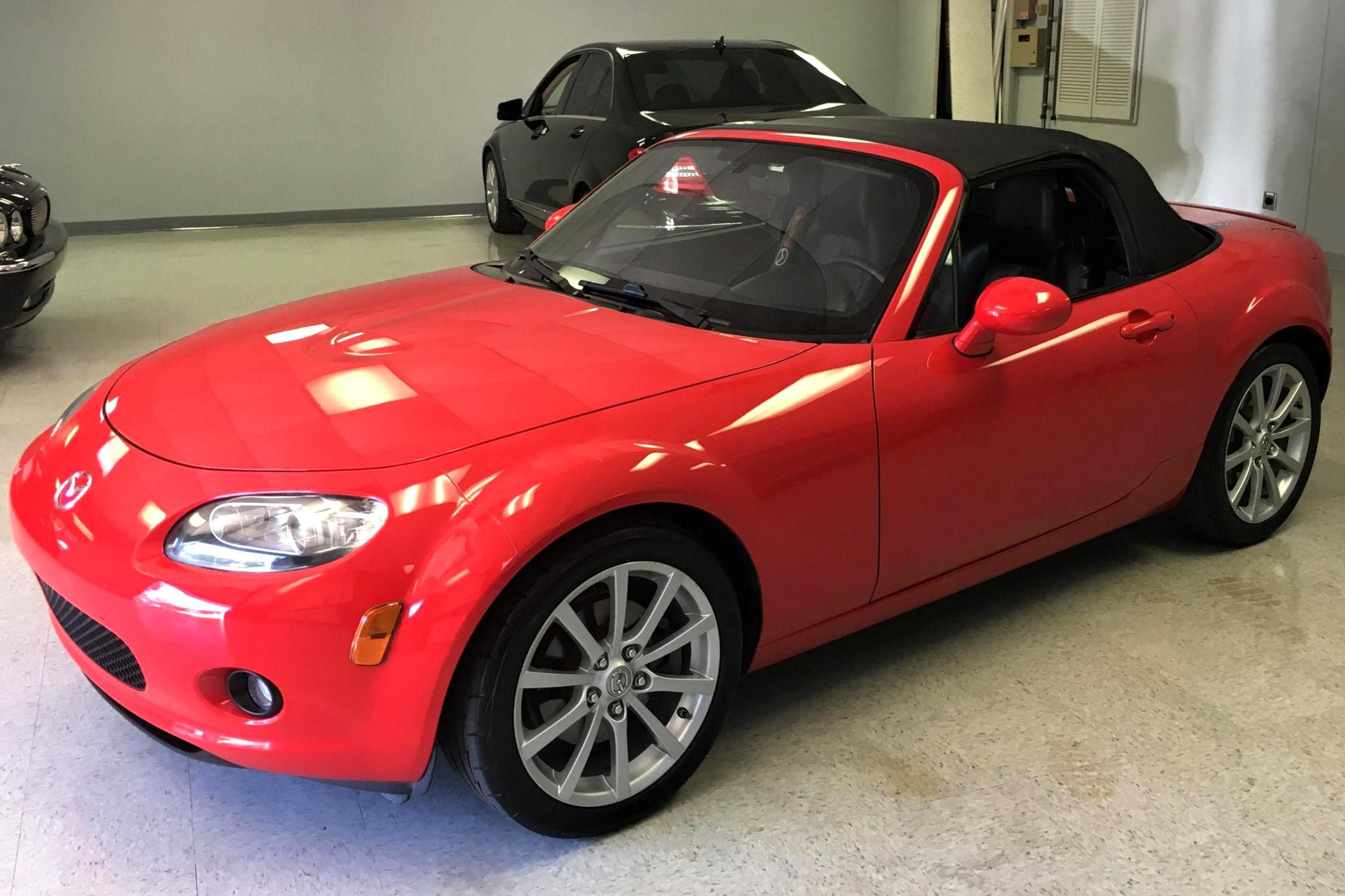 2006 Mazda MX-5 Miata