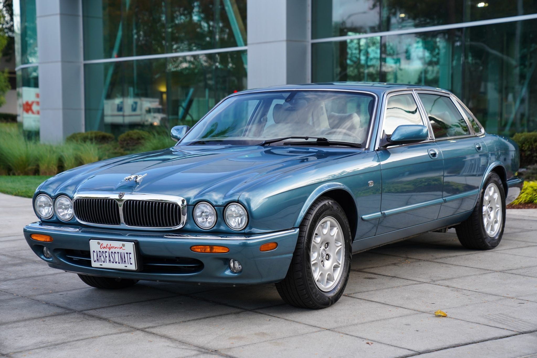 2001 Jaguar XJ