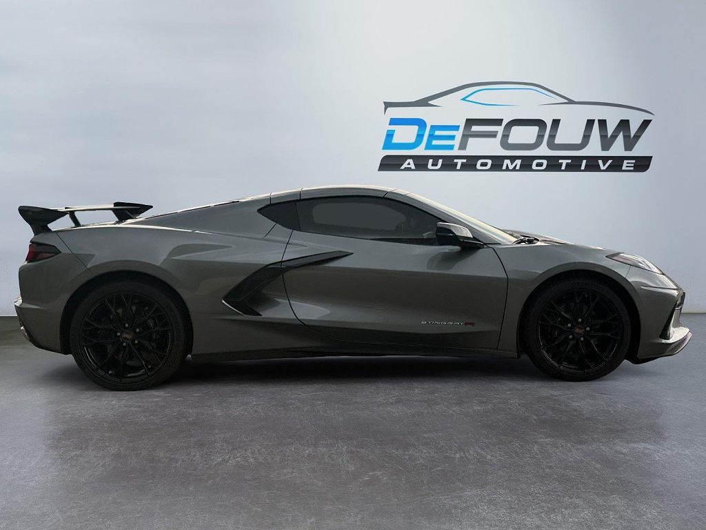 2024 Chevrolet Corvette Stingray