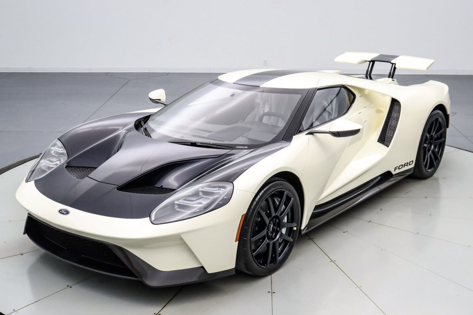 2022 Ford GT
