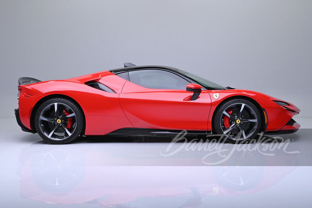 2023 Ferrari SF90 Assetto Fiorano