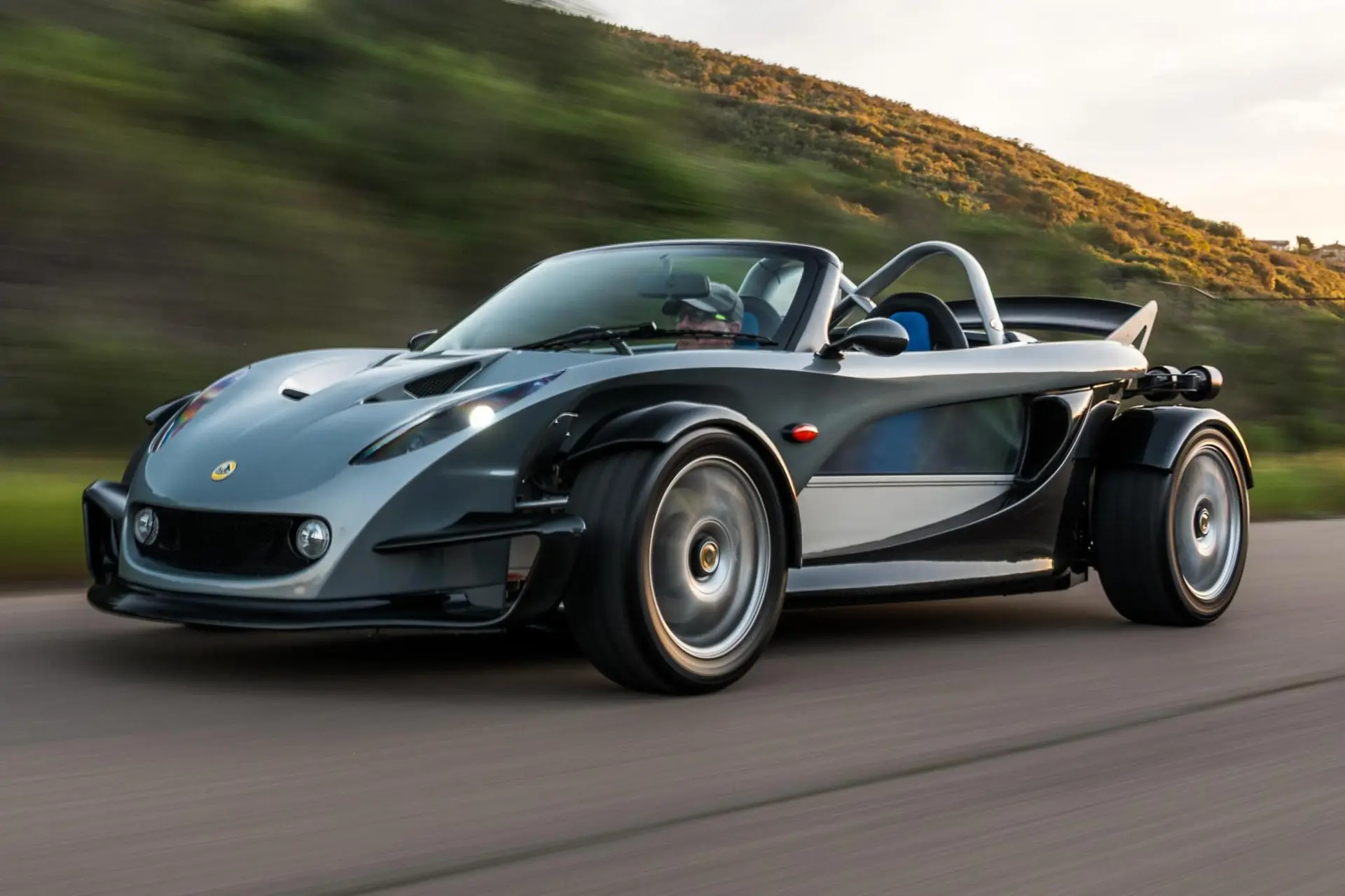 2000 Lotus 340R