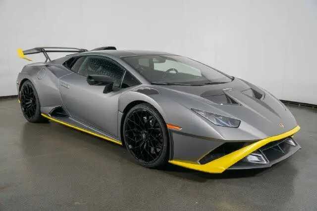 2022 Lamborghini Huracán STO