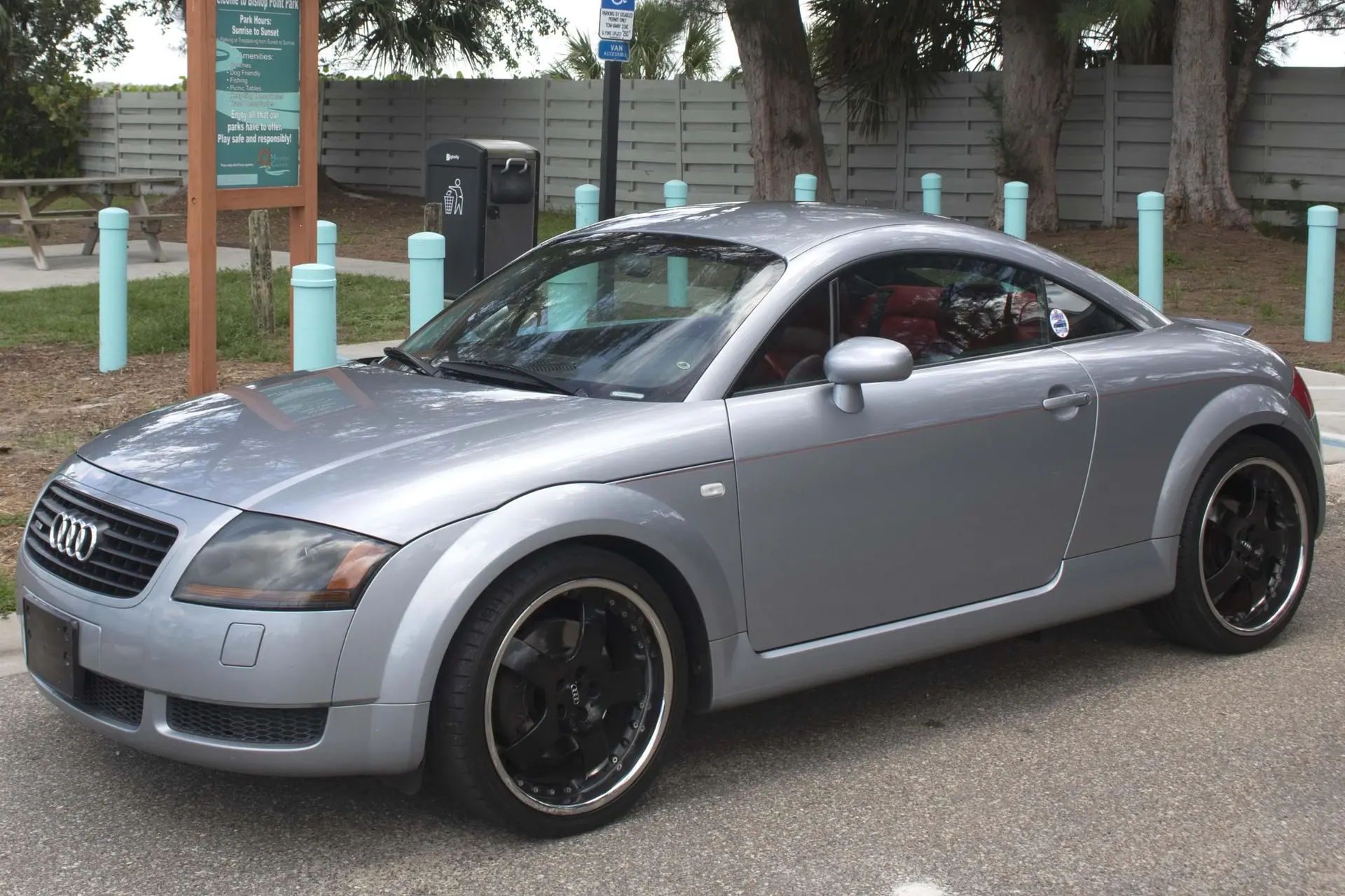 2002 Audi TT