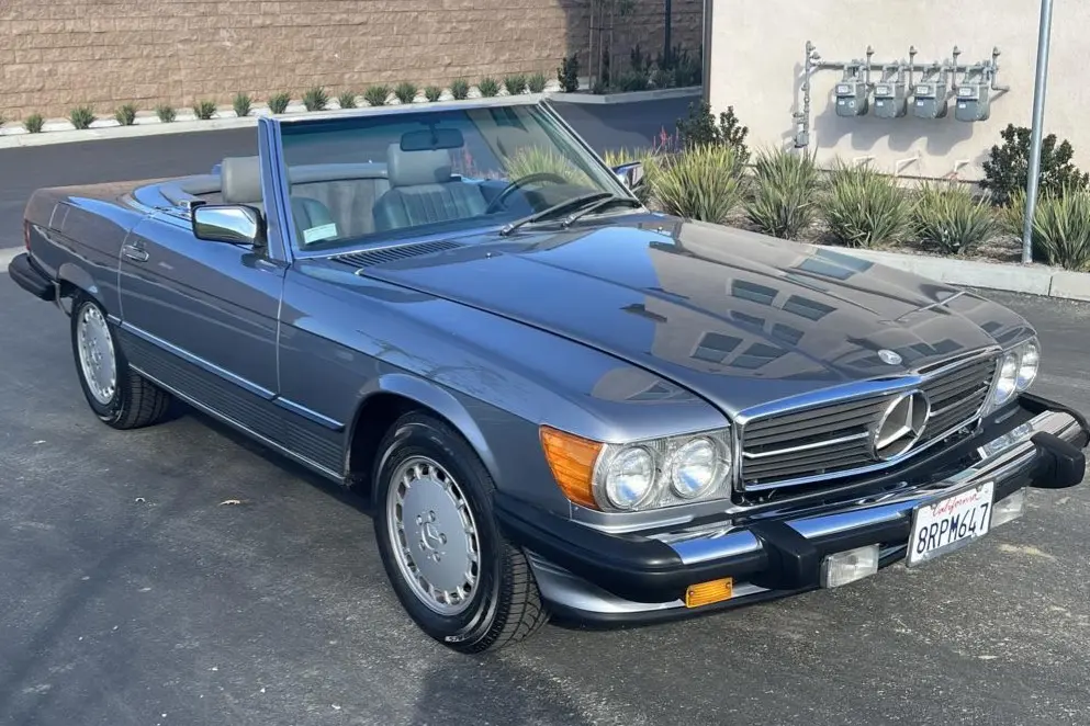1987 Mercedes-Benz SL-Class 560SL