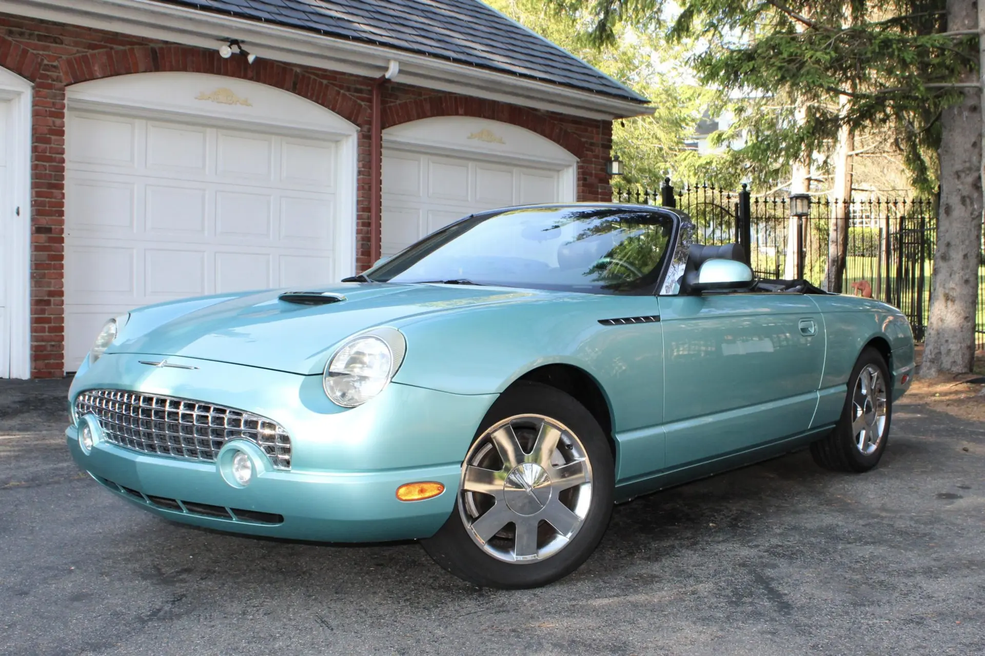 2002 Ford Thunderbird