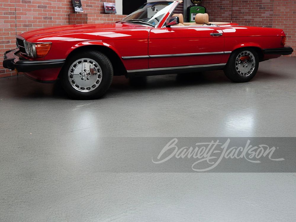 1986 Mercedes-Benz SL-Class 560SL
