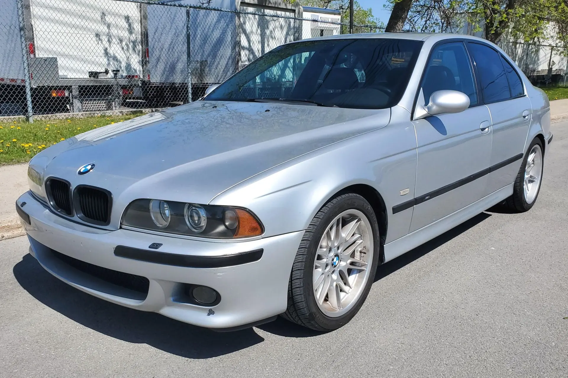 2003 BMW M5