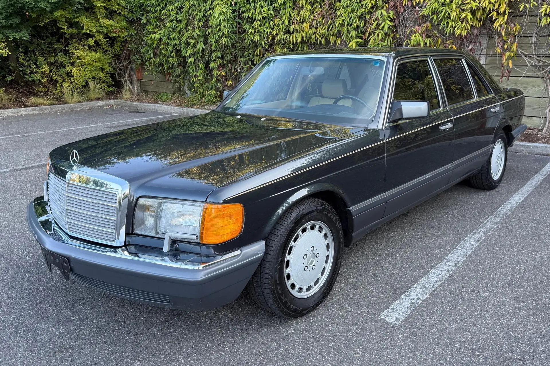 1989 Mercedes-Benz S-Class