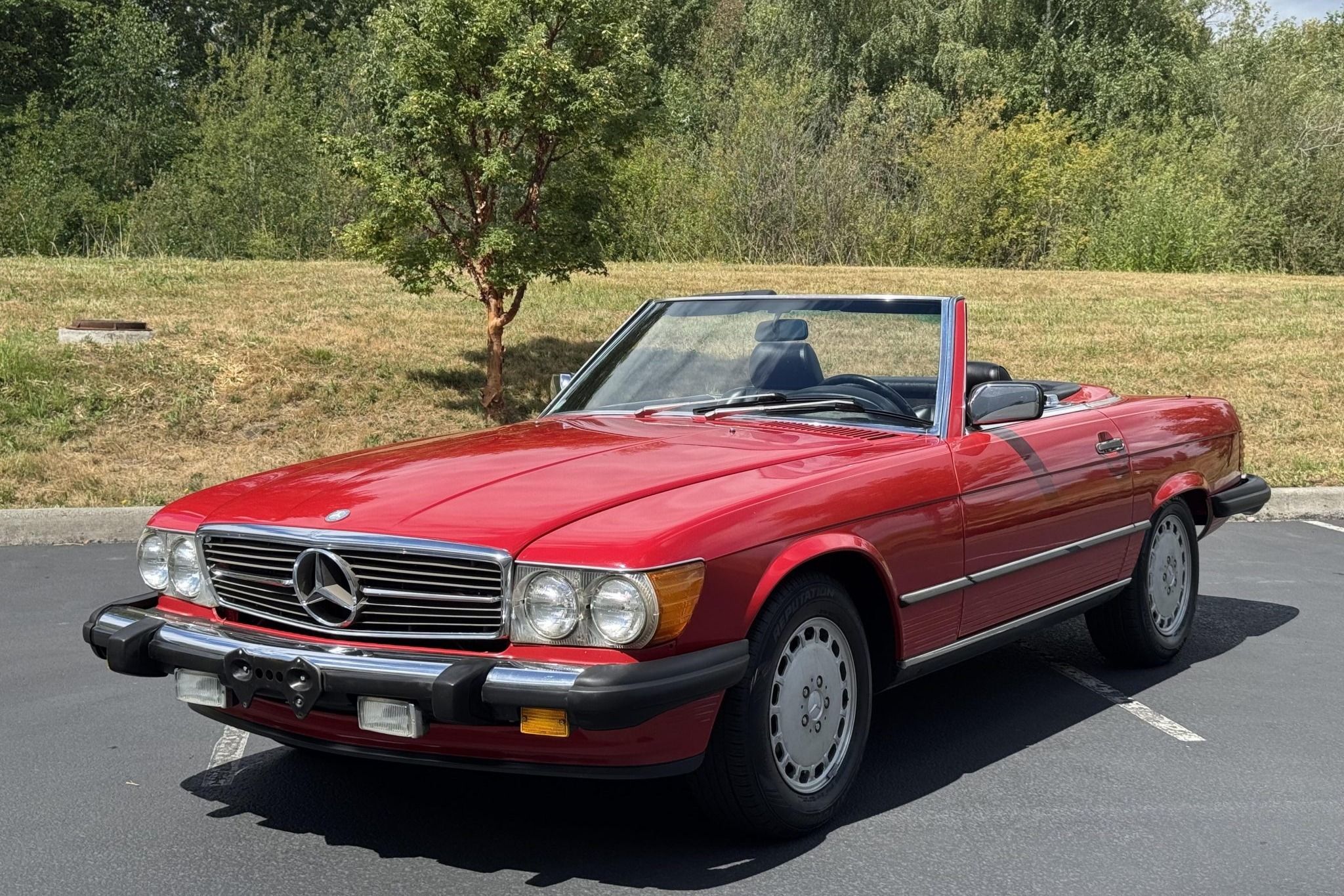 1988 Mercedes-Benz SL-Class 560SL