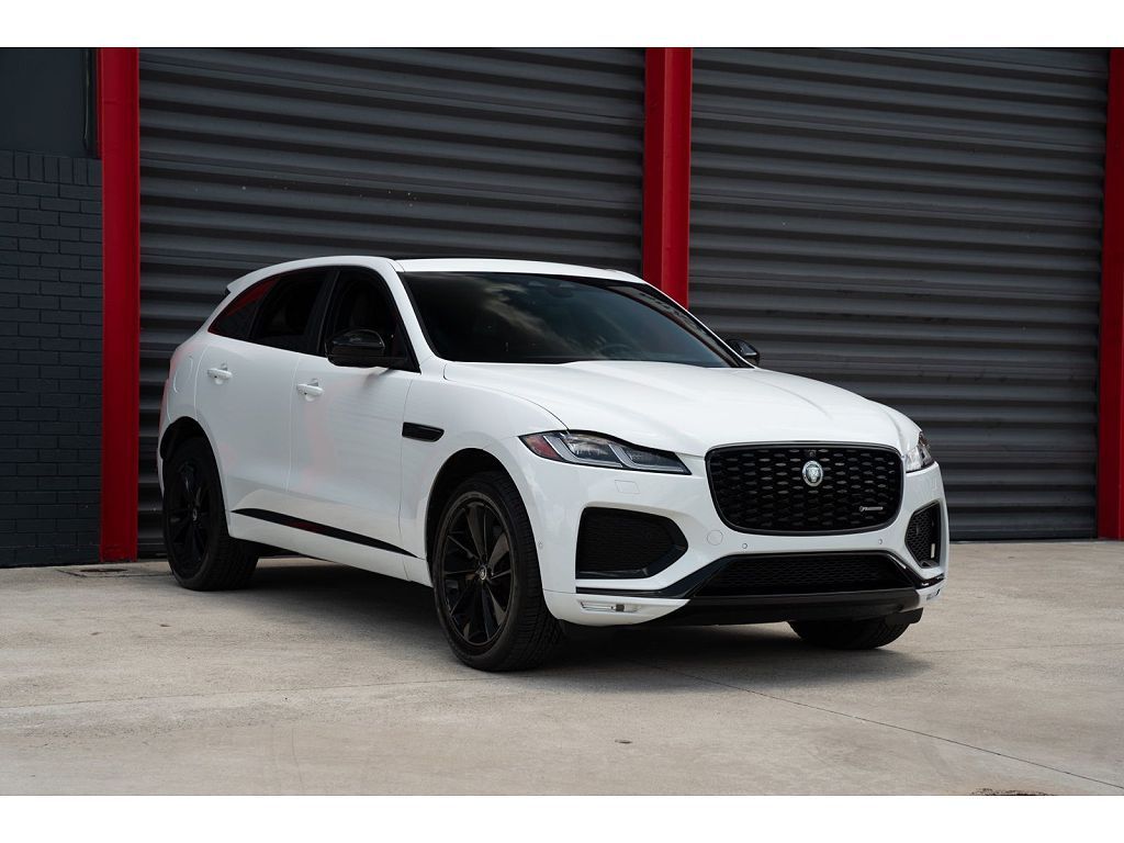 2025 Jaguar F-PACE P250 R-Dynamic S
