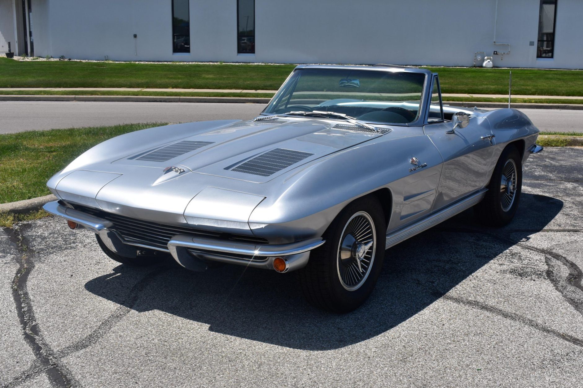 1963 Chevrolet Corvette Sting Ray Convertible