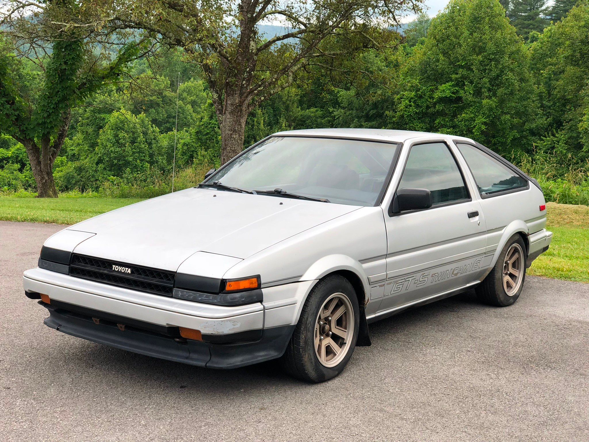 1985 Toyota Corolla AE86 Corolla Levin Automatic