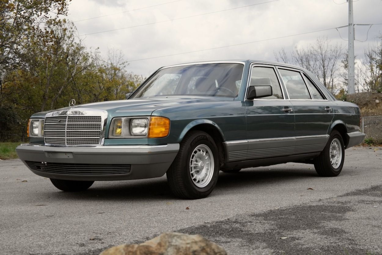 1985 Mercedes-Benz S-Class