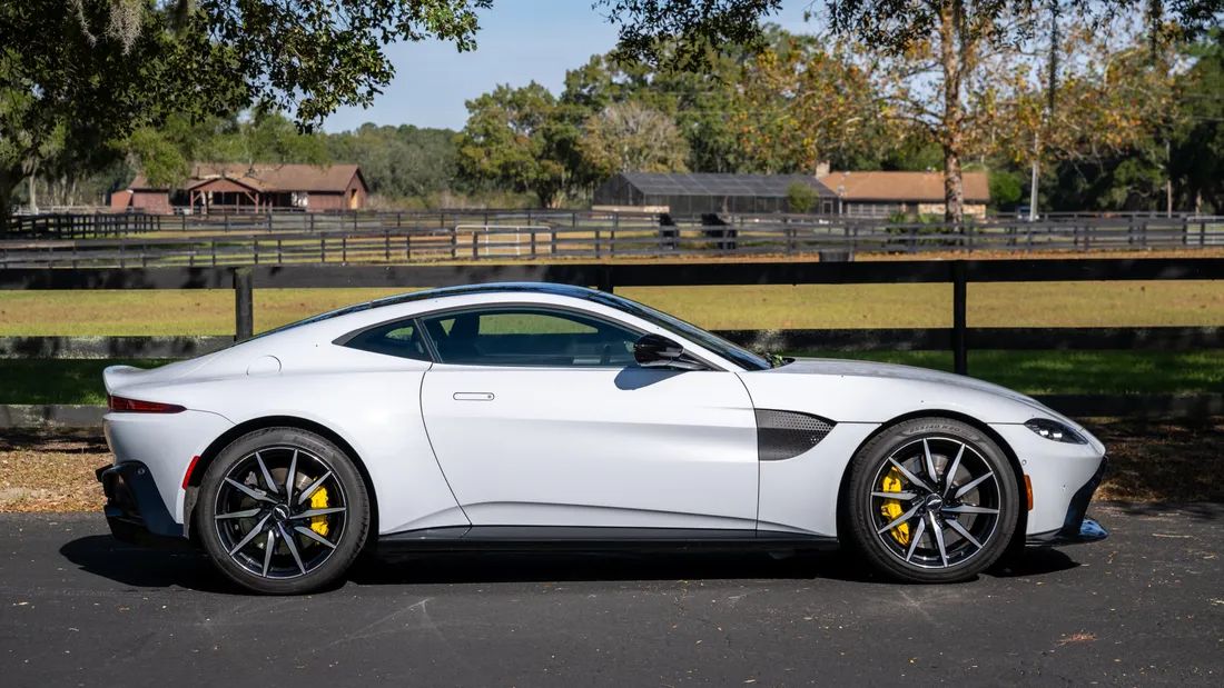 2019 Aston Martin Vantage V8