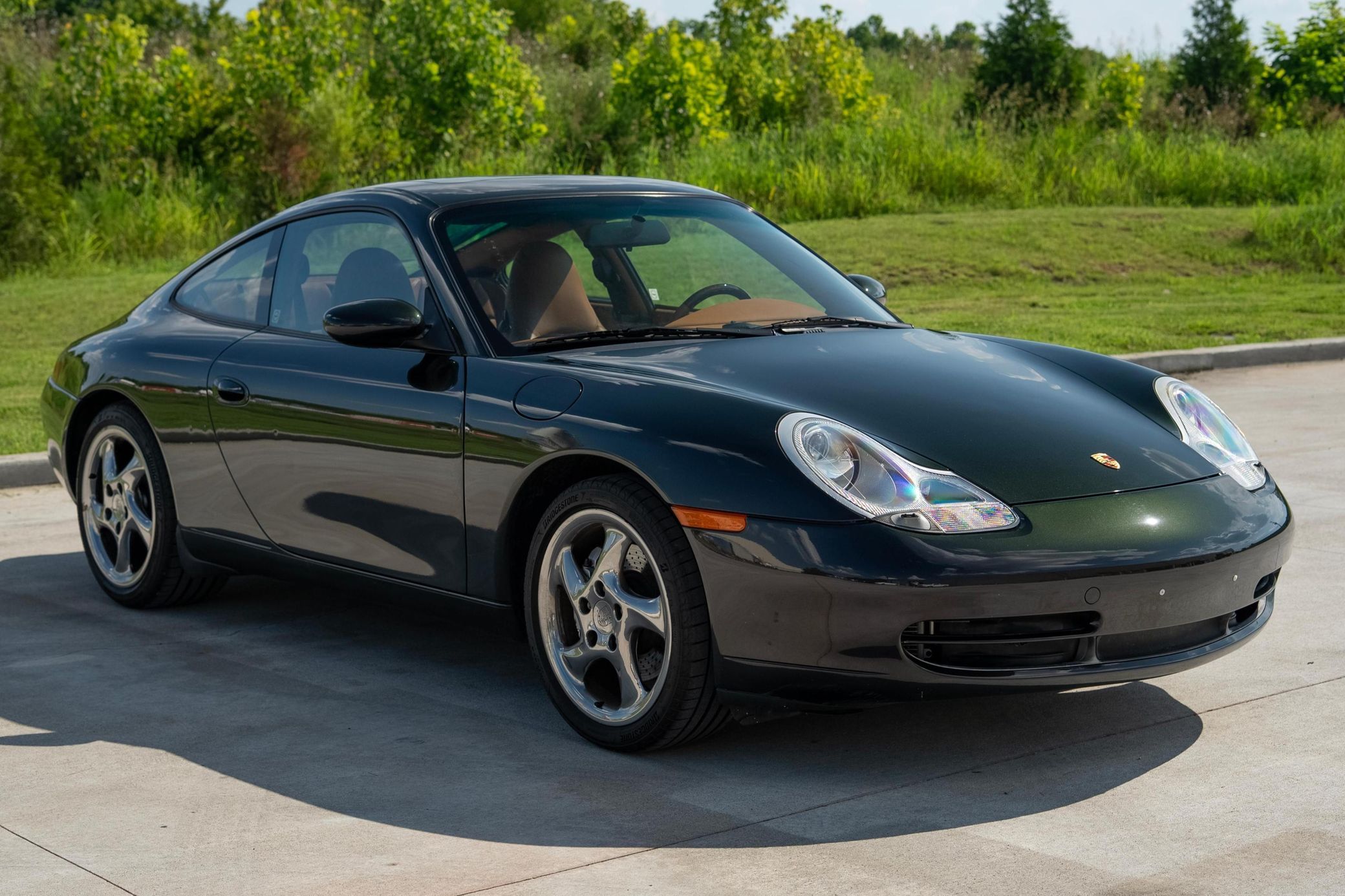 2000 Porsche 911 Carrera 4