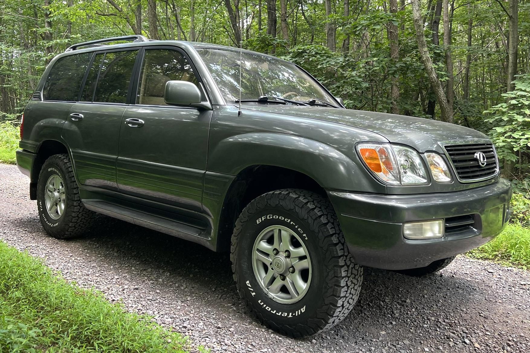 1999 Lexus LX