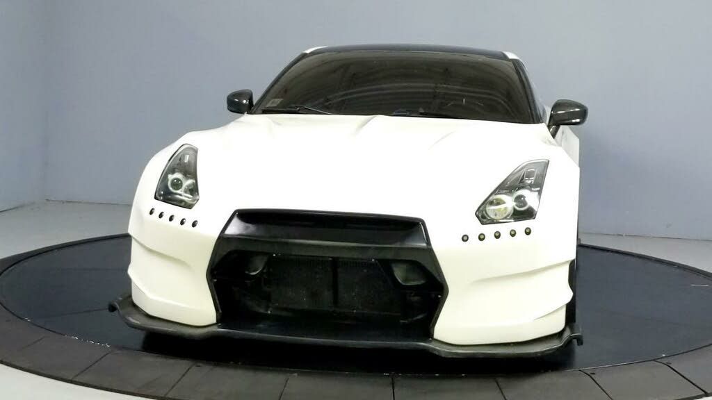 2013 Nissan GT-R Premium