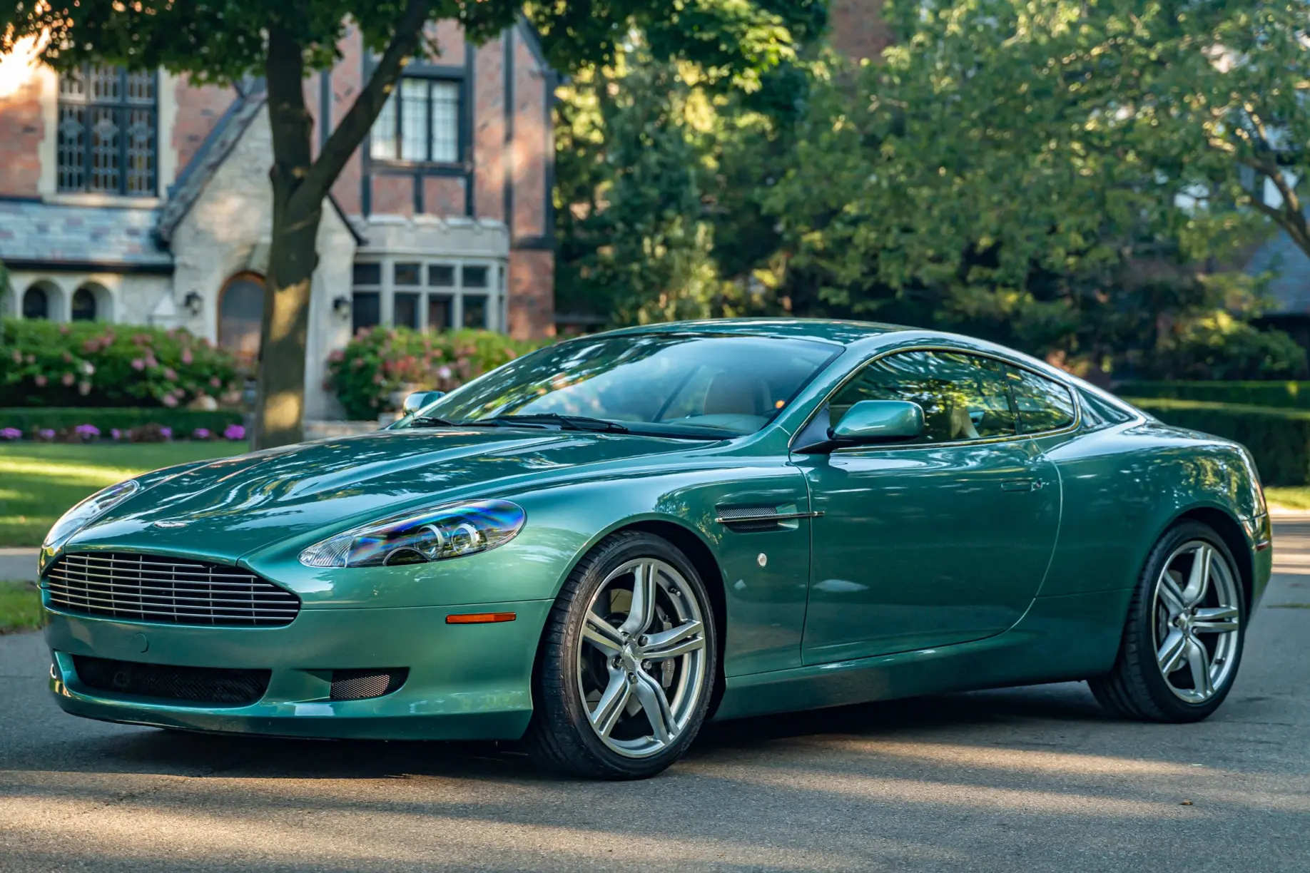 2005 Aston Martin DB9 Coupe