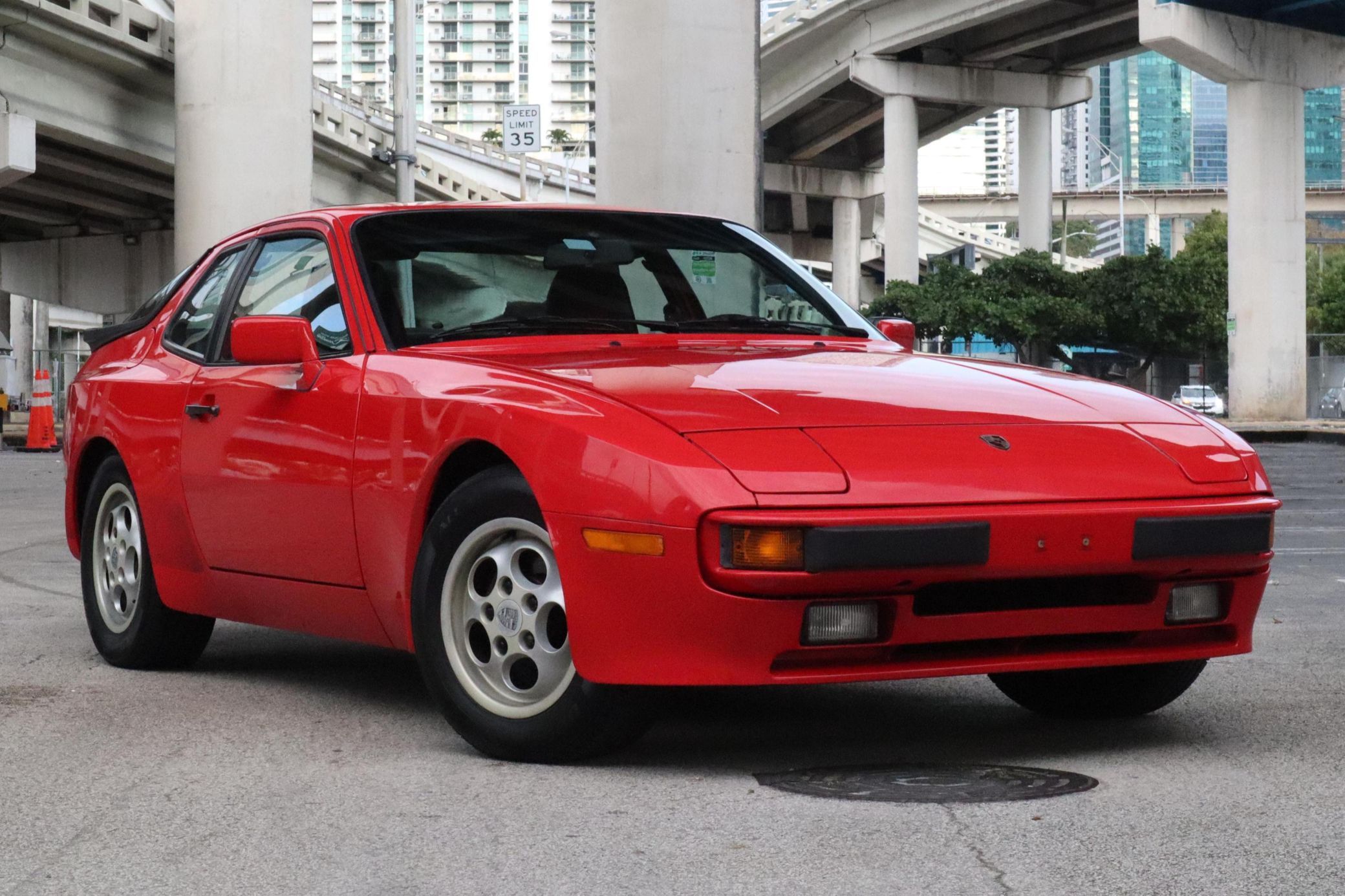 1987 Porsche 944