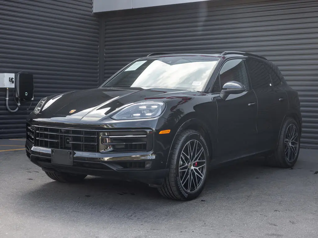 2024 Porsche Cayenne S